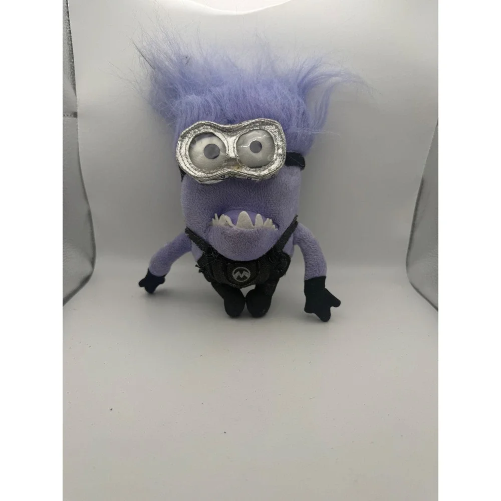 Despicable Me 2 Evil Minion Purple Plush Clip On Backpack Pouch Toy 6 Inch